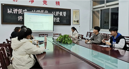 紡織科學(xué)與工程學(xué)院成立大學(xué)生科研小組 教育項目與科研文獻(xiàn)的研究與開發(fā)